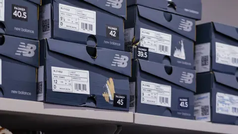 Caja de zapatillas New Balance