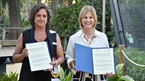 Catalina Garc&iacute;a y Mar&iacute;a Jos&eacute; Garc&iacute;a-Pelayo en el Zoobot&aacute;nico de Jerez | Noelia Herrera