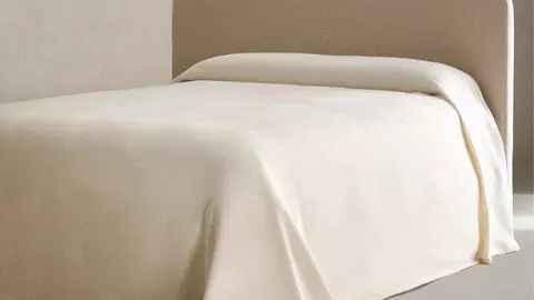 Colcha de algod&oacute;n wafle de Zara Home