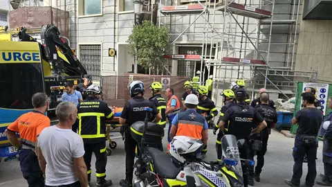Rescate a un trabajador herido en una obra en Jerez | Jes&uacute;s Catal&aacute;n