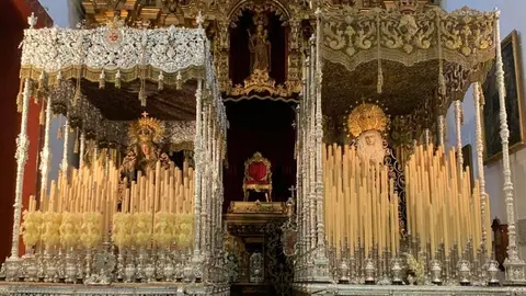 Palios de la Soledad y Santa Mar&iacute;a de la Paz y Concordia en la Iglesia de la Victoria