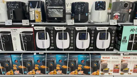 Secci&oacute;n de Freidoras de Aire en supermercado