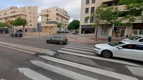 Paso de peatones en la Avenida Rey Juan Carlos I de Jerez