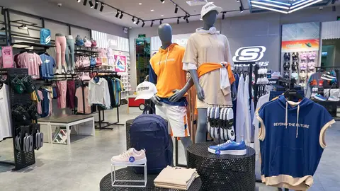 Tienda de moda y calzado c&oacute;modo Skechers