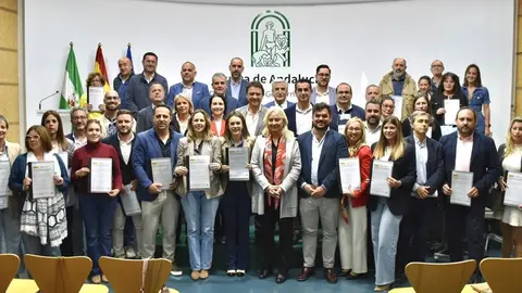 Los ayuntamientos de C&aacute;diz recibir&aacute;n 12 millones para fomentar el empleo