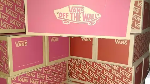 Cajas Vans