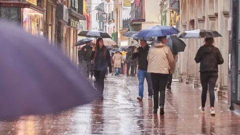 D&iacute;a de lluvia en Sevilla | Salvador L&oacute;pez Medina para El MIRA