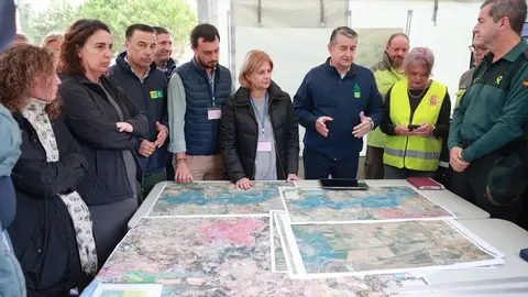 Antonio Sanz, junto a Mar&iacute;a Jos&eacute; Garc&iacute;a Pelayo y Blanca Flores, durante su comparecencia de este viernes 1 de noviembre