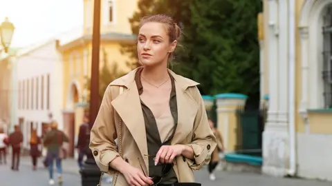 Acaban de llegar a Mango los bolsos con estampado m&aacute;s ideales para regalar en Navidad