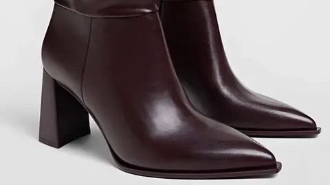 Botas altas slouchy de tac&oacute;n de Stradivarius