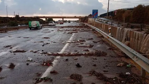 Estado de una de las carreteras en la provincia de Almer&iacute;a