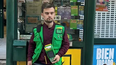 Juan Francisco G&oacute;mez,&nbsp;vendedor de la ONCE en Estepona