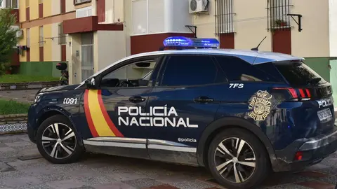 Un coche de la Polic&iacute;a Nacional en Jerez | Polic&iacute;a Nacional