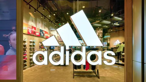 Escaparate de Adidas