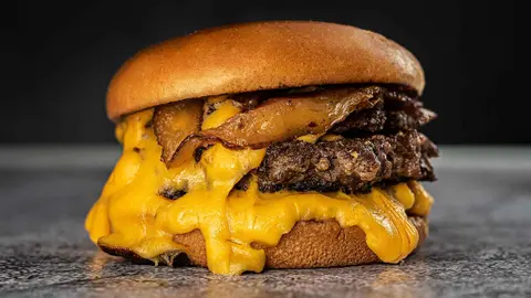 Hamburguesa de Mercadona con salsa bacon