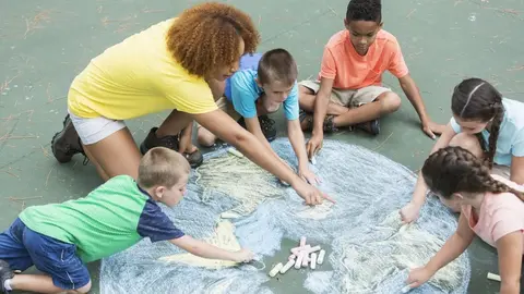 El puesto de monitor escolar, uno de los m&aacute;s demandados