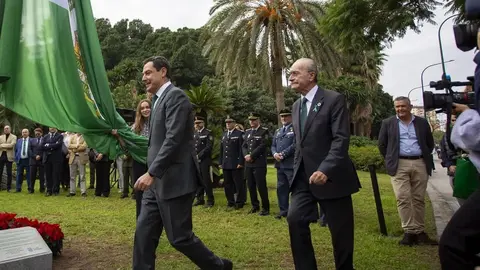 Juanma Moreno, junto al alcalde de M&aacute;laga Francisco de la Torre
