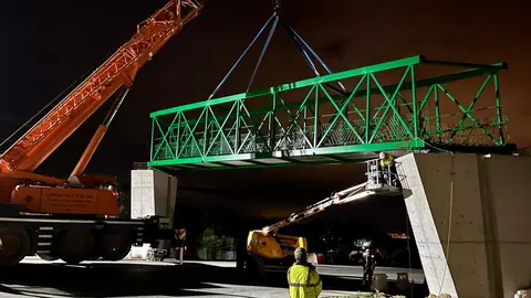 Pasarela peatonal A-2003