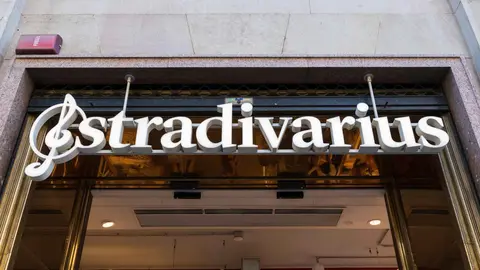 Tienda Stradivarius