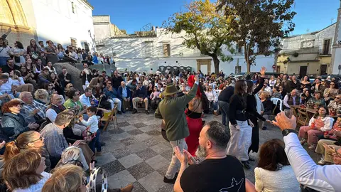 Zambomba en la Hermandad de las Tres Ca&iacute;das en Jerez | Cristo Garc&iacute;a