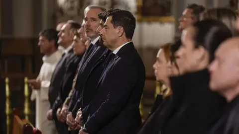 Juanma Moreno, en el funeral por las v&iacute;ctimas de la DANA en Valencia