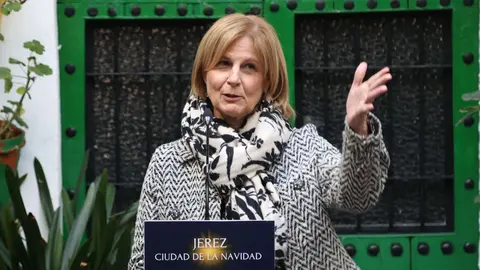 La alcaldesa, Mar&iacute;a Jos&eacute; Garc&iacute;a-Pelayo | Cristo Garc&iacute;a