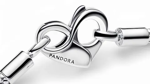 Pulsera de cadena con tachuelas Pandora Moments en El Corte Ingl&eacute;s