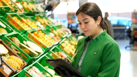 Una trabajadora de Mercadona