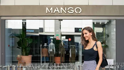 Tienda Mango - Moda 2025 (1)