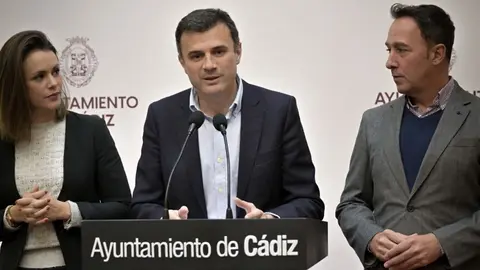 Bruno Garc&iacute;a, junto a Beatriz Gandullo y Jos&eacute; Manuel Cossi