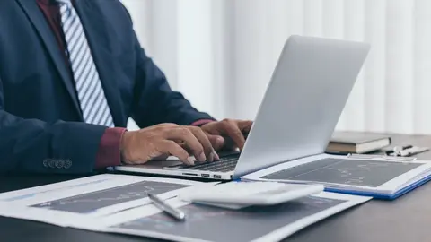 Aumenta en noviembre el n&uacute;mero de empresas suscritas a la Seguridad Social en Andaluc&iacute;a