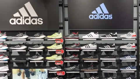 Calzados deportivos de Adidas