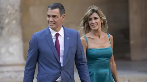 Pedro S&aacute;nchez, junto a Bego&ntilde;a G&oacute;mez, en una imagen de archivo