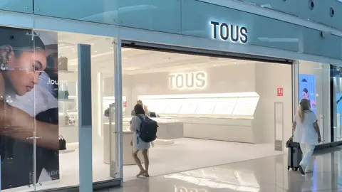 Tous, Barcelona