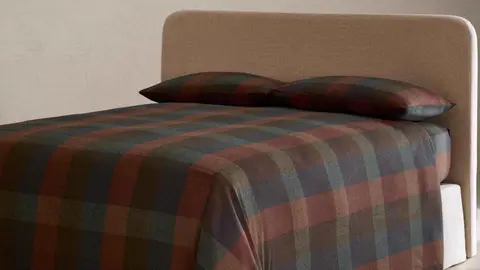 Funda n&oacute;rdica de franela con estampado de cuadros en Zara Home