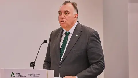 El consejero de Turismo Arturo Bernal | Salvador L&oacute;pez Medina