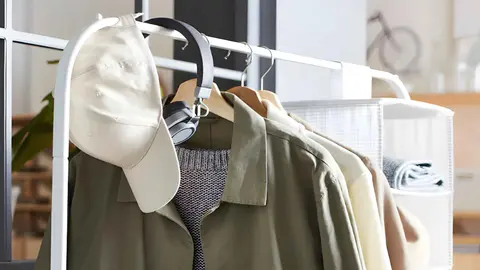 Burro para ropa MULIG de Ikea