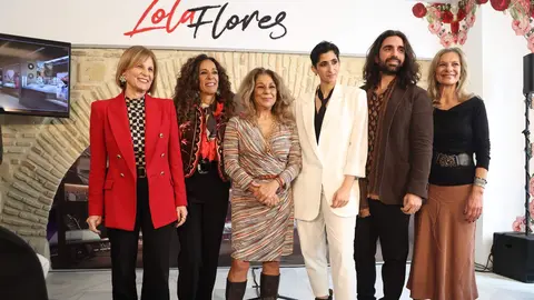 La familia Flores en el Centro Cultural Lola Flores II | Cristo Garc&iacute;a