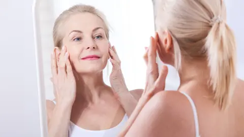 Mujer y su cuidado de la piel
