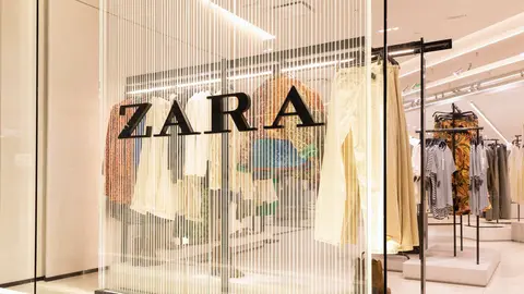 Tienda ZARA de moda de mujer