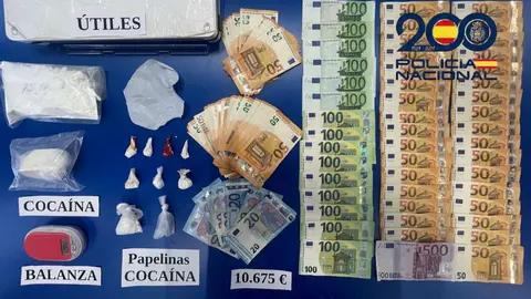 Droga y dinero intervenido en Jerez
