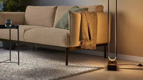 L&aacute;mpara de pie Pilskott