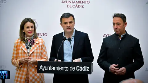 Bruno Garc&iacute;a, junto a Beatriz Gandullo y Jos&eacute; Manuel Cossi (1)