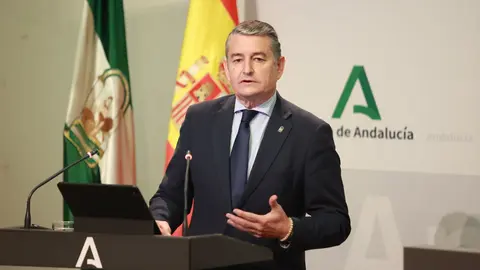 El consejero de la Presidencia, Interior, Di&aacute;logo Social y Simplificaci&oacute;n Administrativa, Antonio Sanz