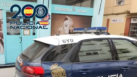 Coche de la Polic&iacute;a Nacional en la barriada de San Valent&iacute;n