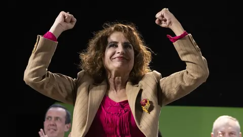 La secretaria general del PSOE-A, Mar&iacute;a Jes&uacute;s Montero, en un encuentro con militantes en Almer&iacute;a