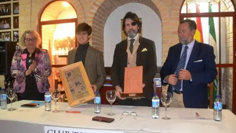 Entrega de recuerdos I Bre&ntilde;a