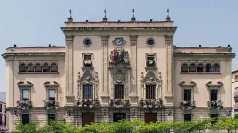 Imagen de la fachada del Ayuntamiento de Ja&eacute;n