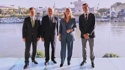 La Junta de Andaluc&iacute;a sigue dando pasos hacia la transformaci&oacute;n de la comunidad | Salvador L&oacute;pez Medina