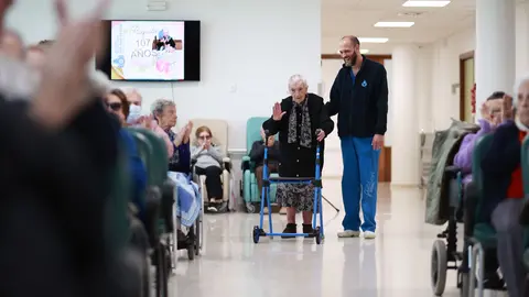 Homenaje a Paquita Rodr&iacute;guez por su 107 cumplea&ntilde;os en Jerez  | Cristo Garc&iacute;a